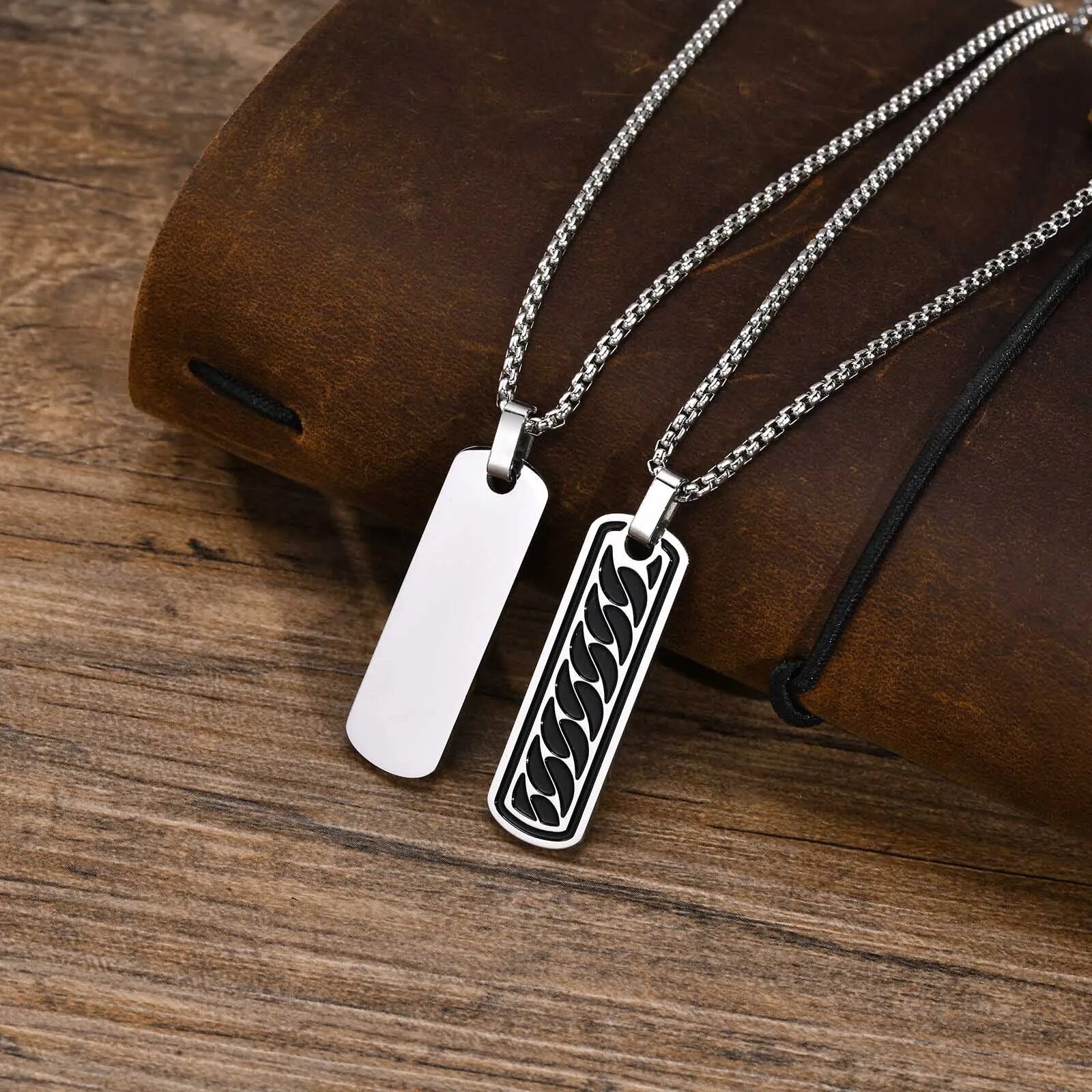 Men's Necklace with Textured Pendant