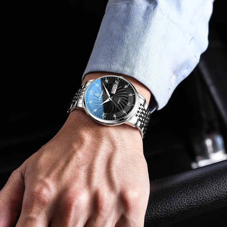 Two-tone quartz watch for men with black dial and stainless steel bracelet