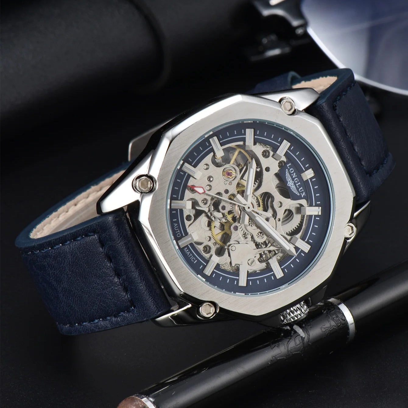 LONGLUX Spartan Leather